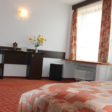 Hotel Zimbru Câmpulung Moldovenesc Екстериор снимка