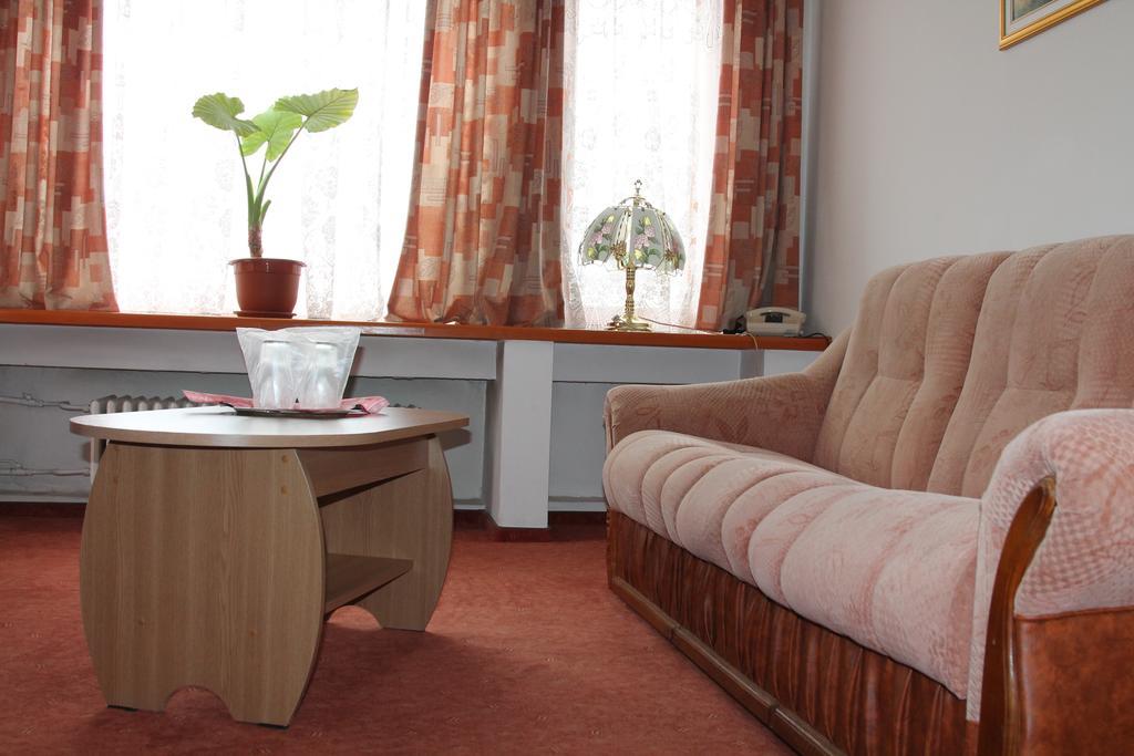 Hotel Zimbru Câmpulung Moldovenesc Екстериор снимка